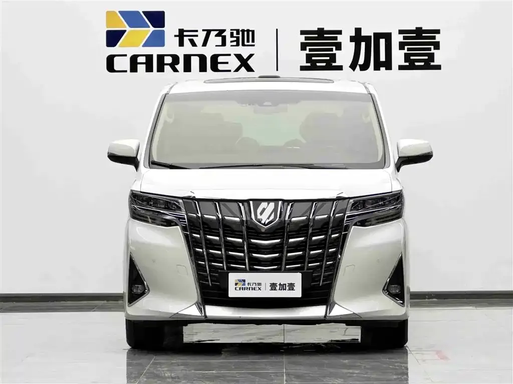Toyota Alphard — фото 6
