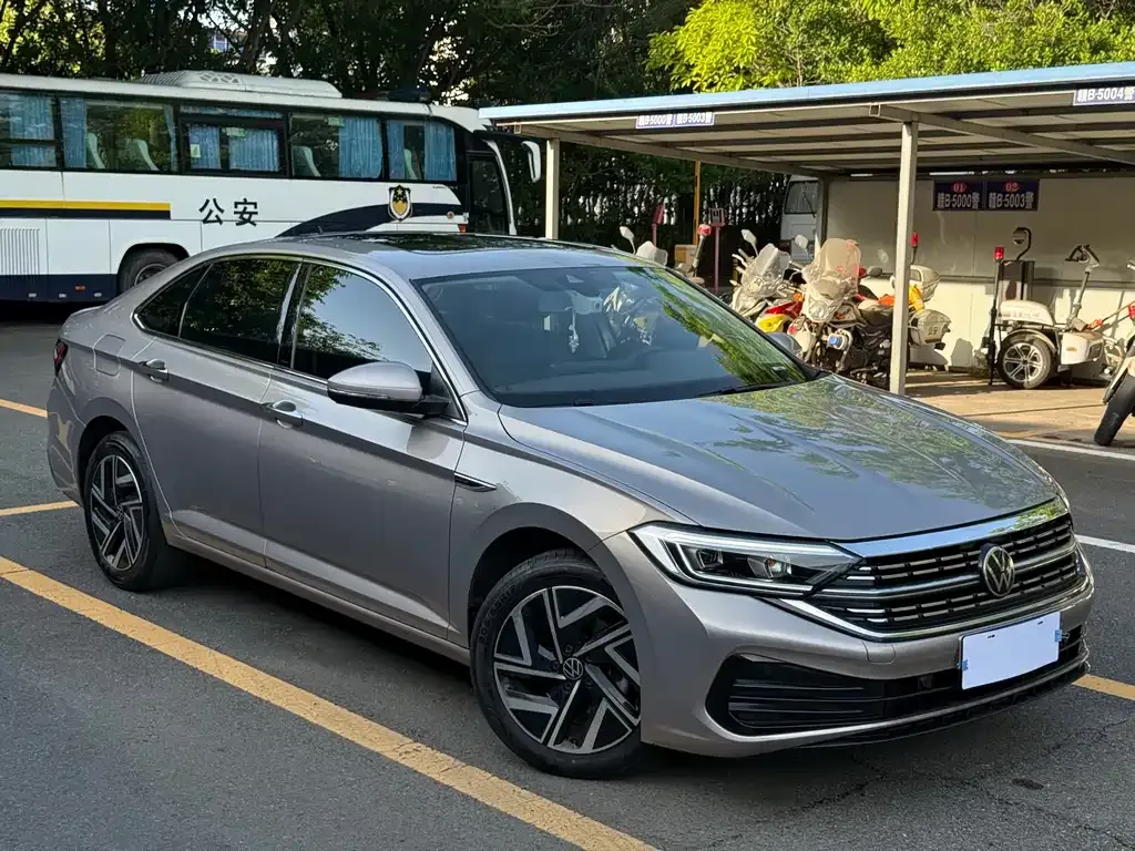 Volkswagen Sagitar 2024 из CN, фото 4