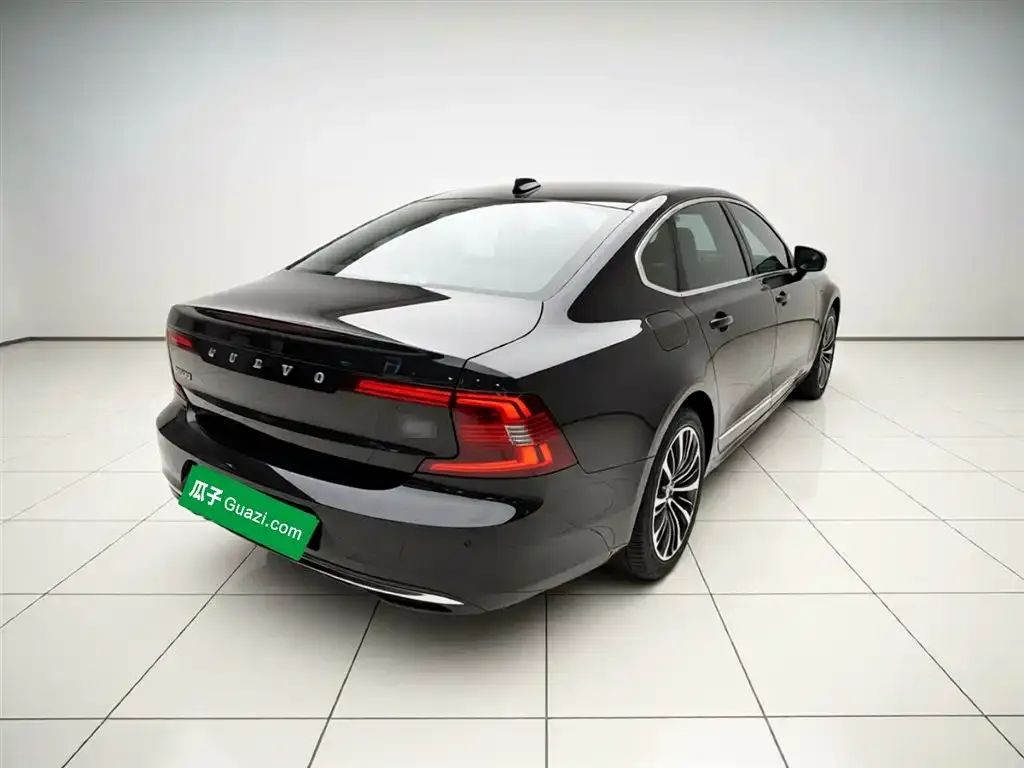 Volvo S90 — фото 3