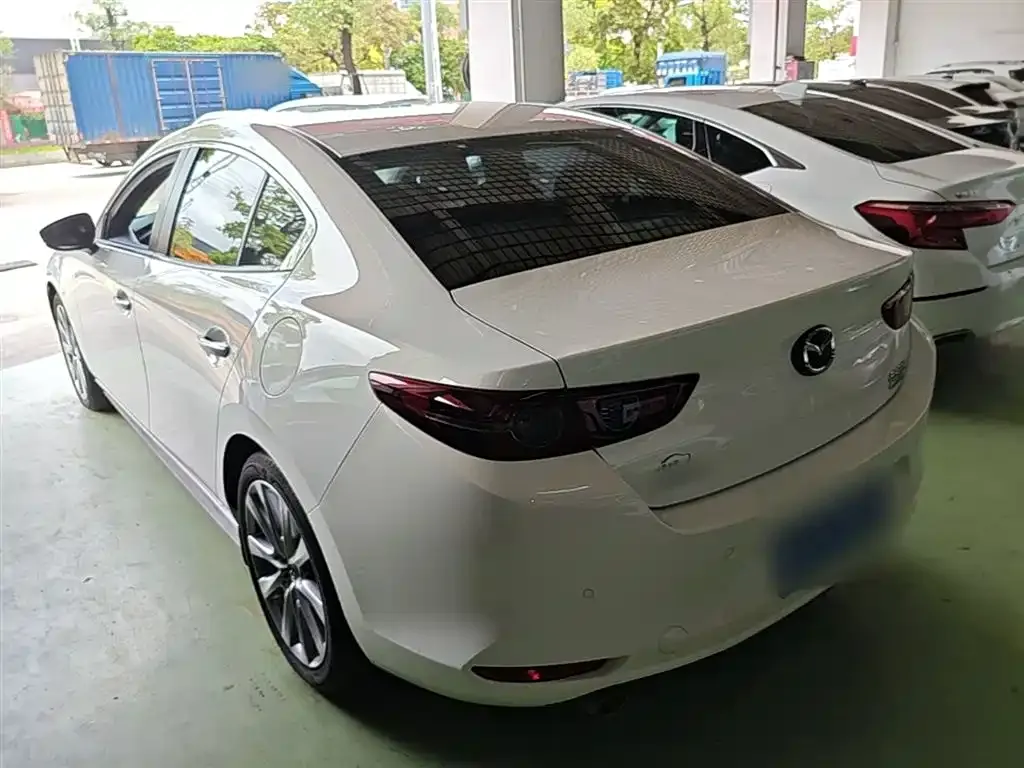 Mazda 3 Axela 2021 из CN, фото 5