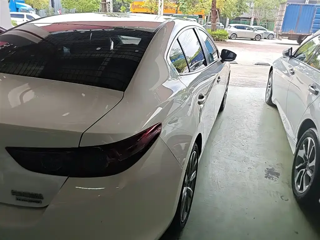 Mazda 3 Axela 2021 из CN, фото 3