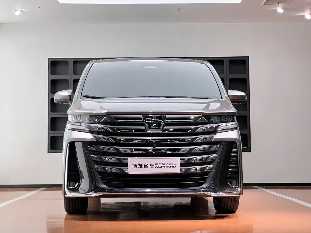 Toyota Vellfire — фото 6