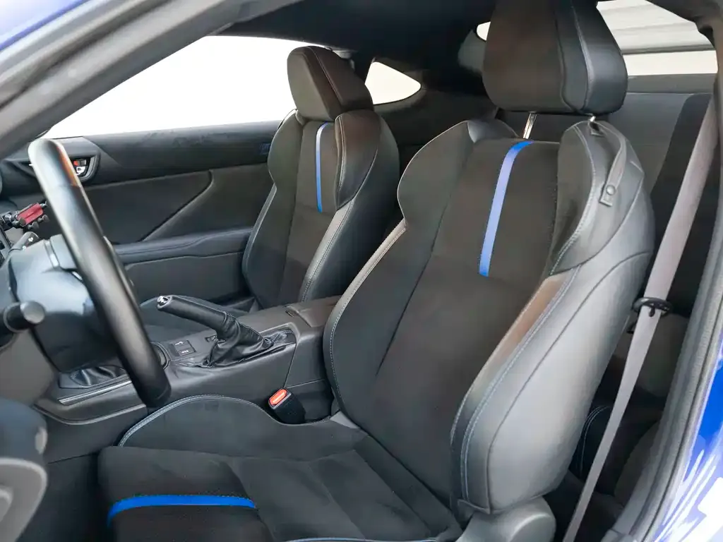 Subaru BRZ 2023 из CN, фото 5