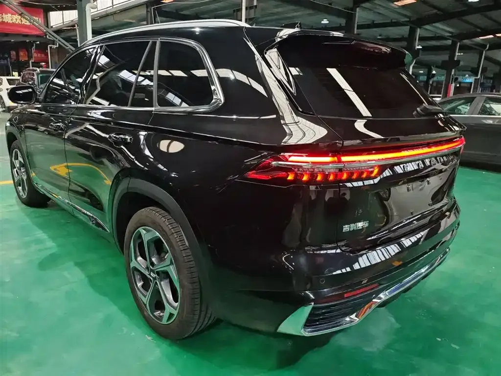 Geely Xingyue L — фото 9