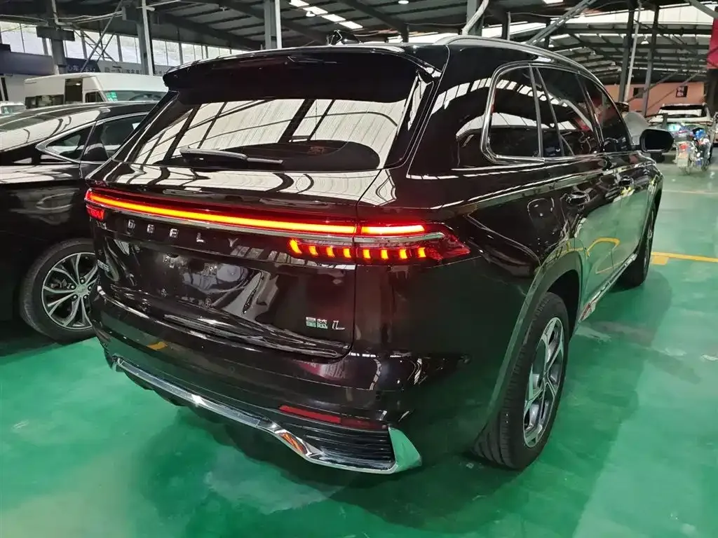 Geely Xingyue L — фото 4