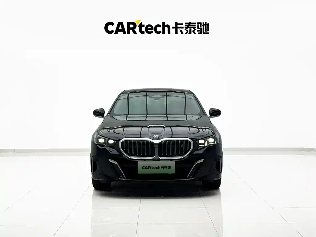 BMW i5 — фото 2