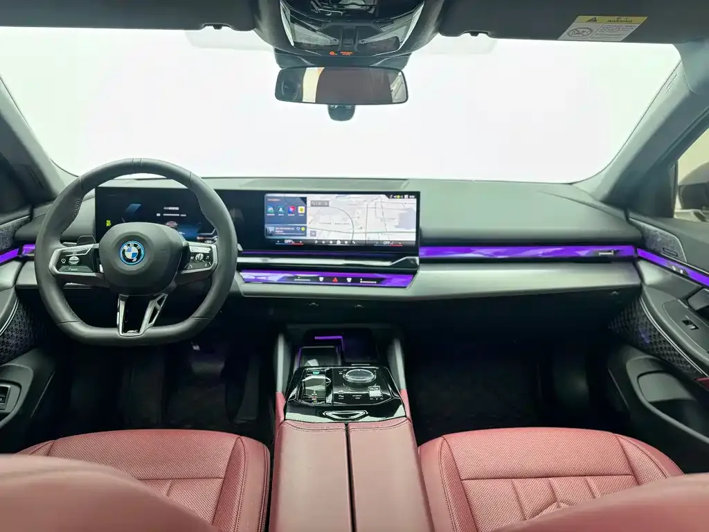 BMW i5 — фото 9