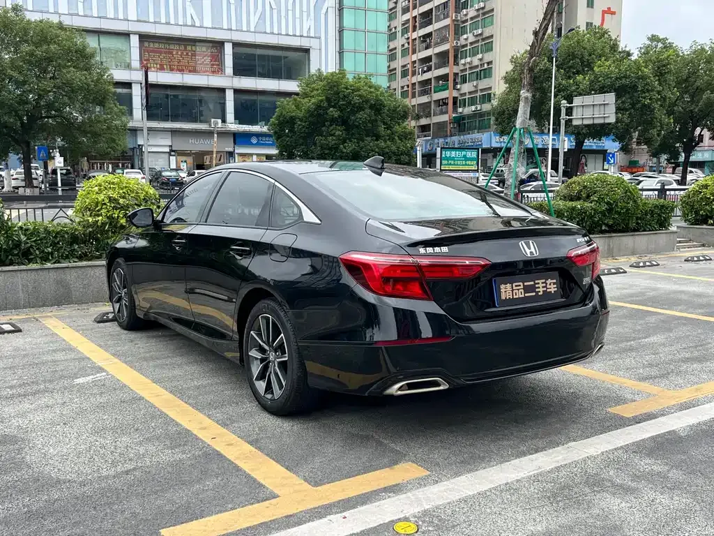 Honda Inspire — фото 5