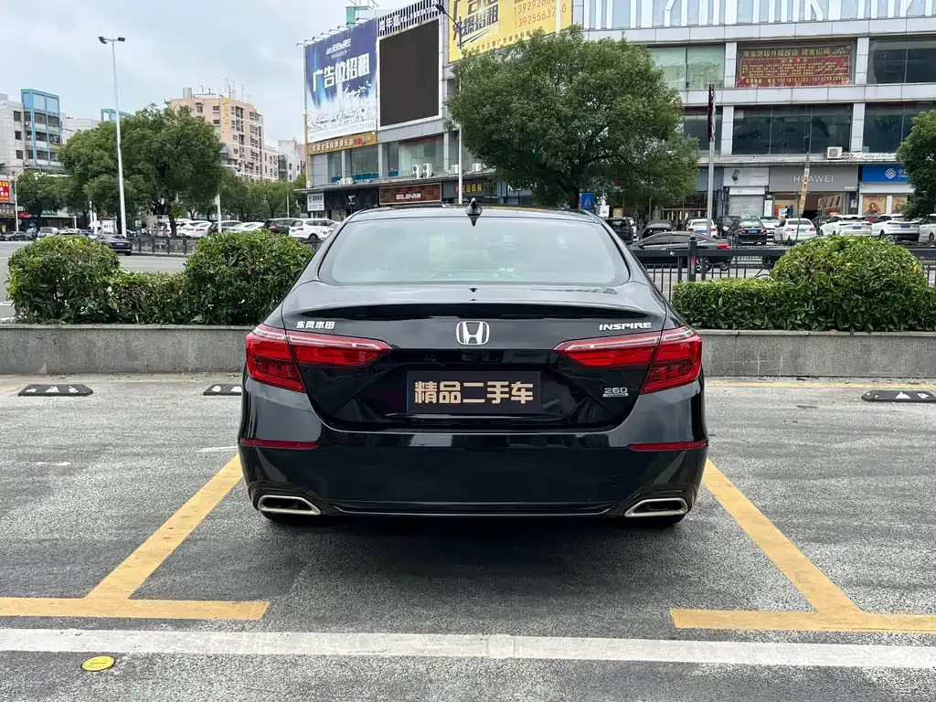 Honda Inspire — фото 8