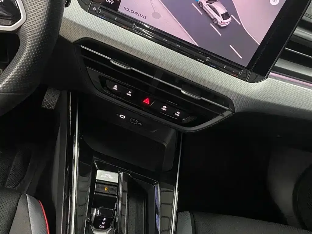 Volkswagen Lamando 2023 из CN, фото 7