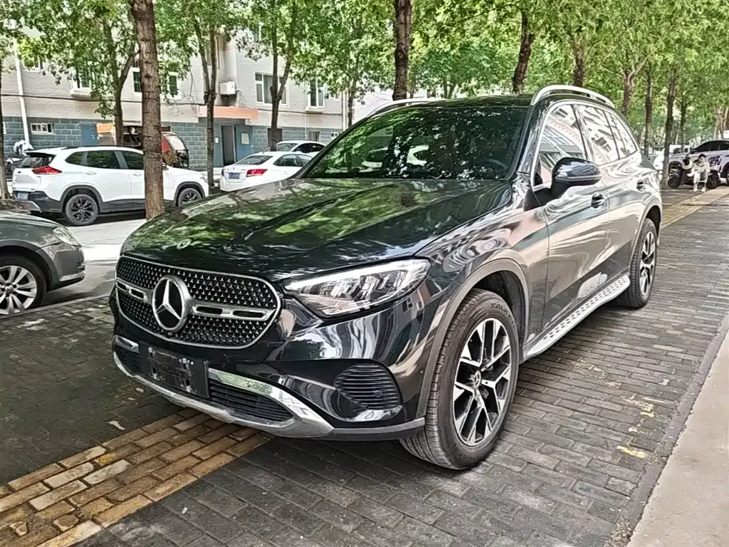Mercedes-Benz GLC — фото 1