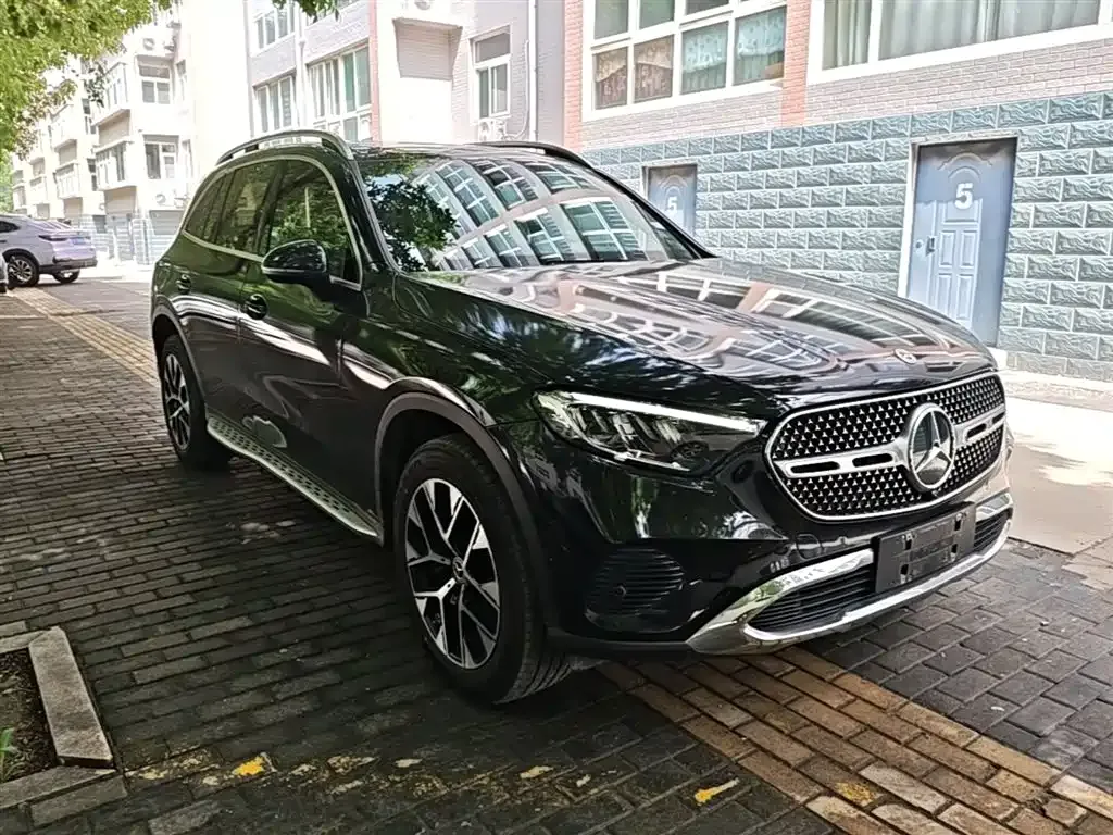 Mercedes-Benz GLC — фото 9