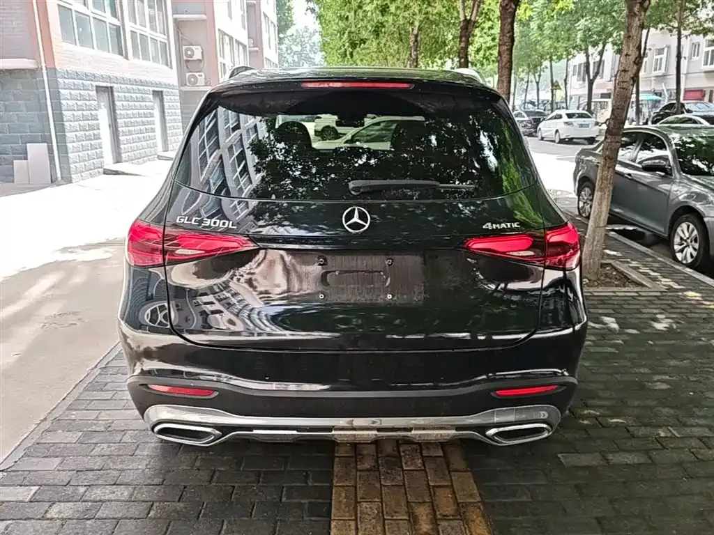 Mercedes-Benz GLC — фото 10