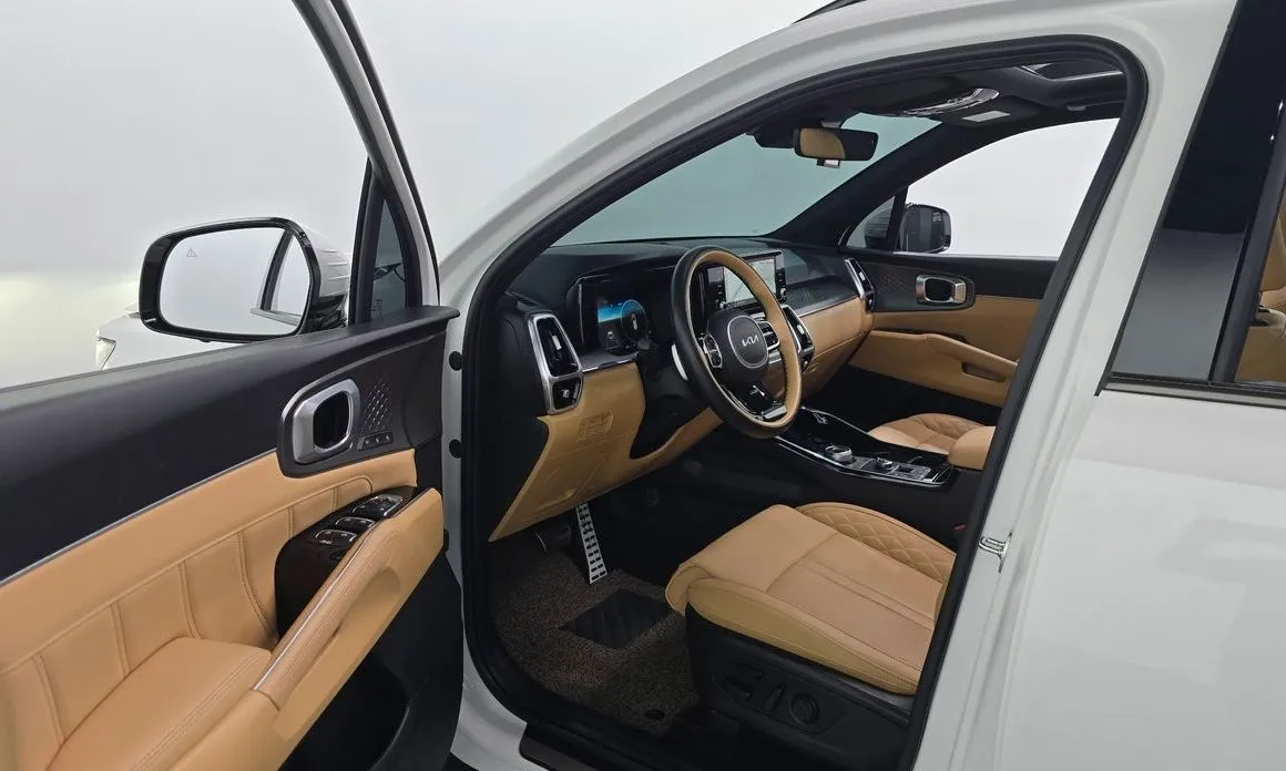 Kia Sorento — фото 6