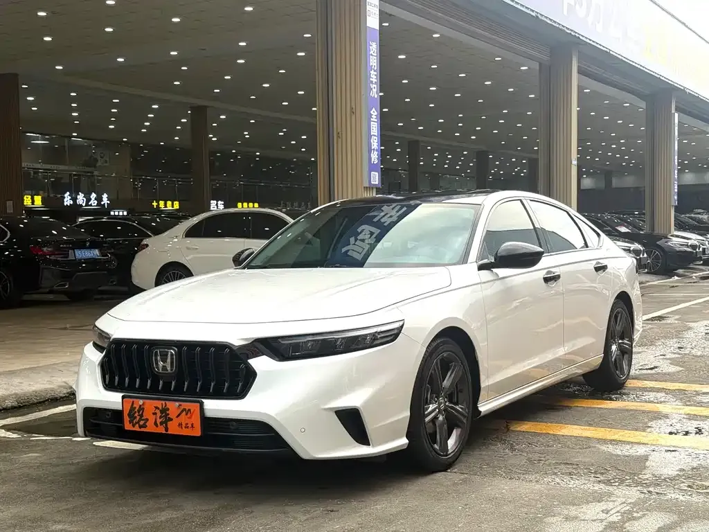 Honda Inspire — фото 1