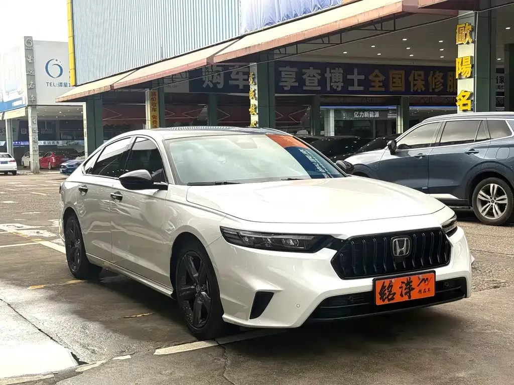 Honda Inspire — фото 10