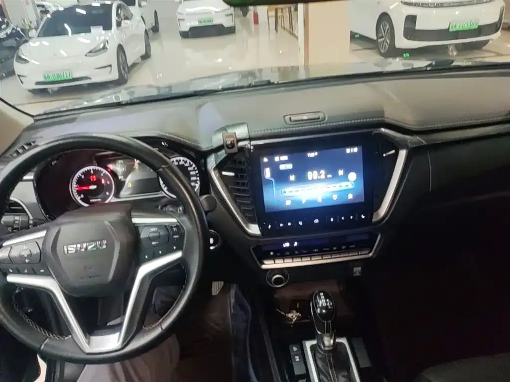 Isuzu D-MAX 2022 из CN, фото 9