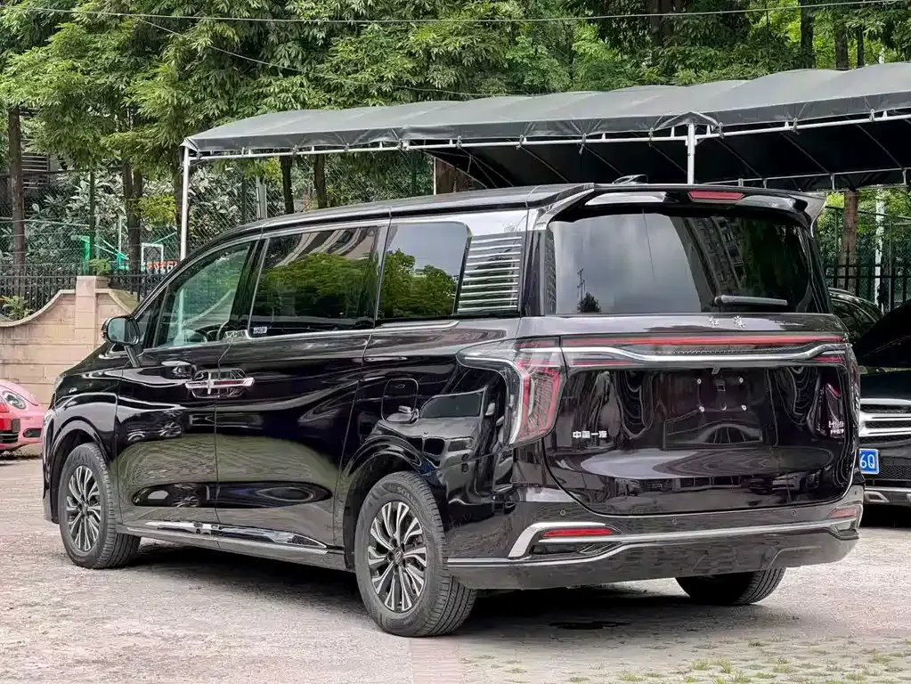 Hongqi HQ9 PHEV 2024 из CN, фото 5