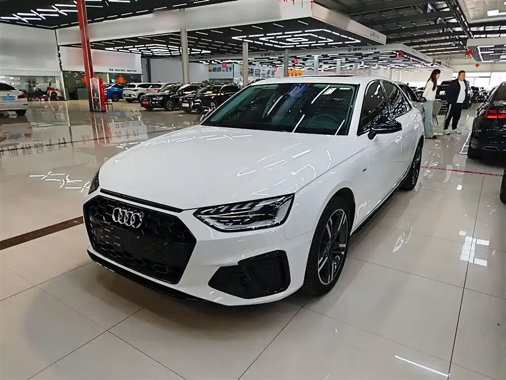 Audi A4L — фото 10