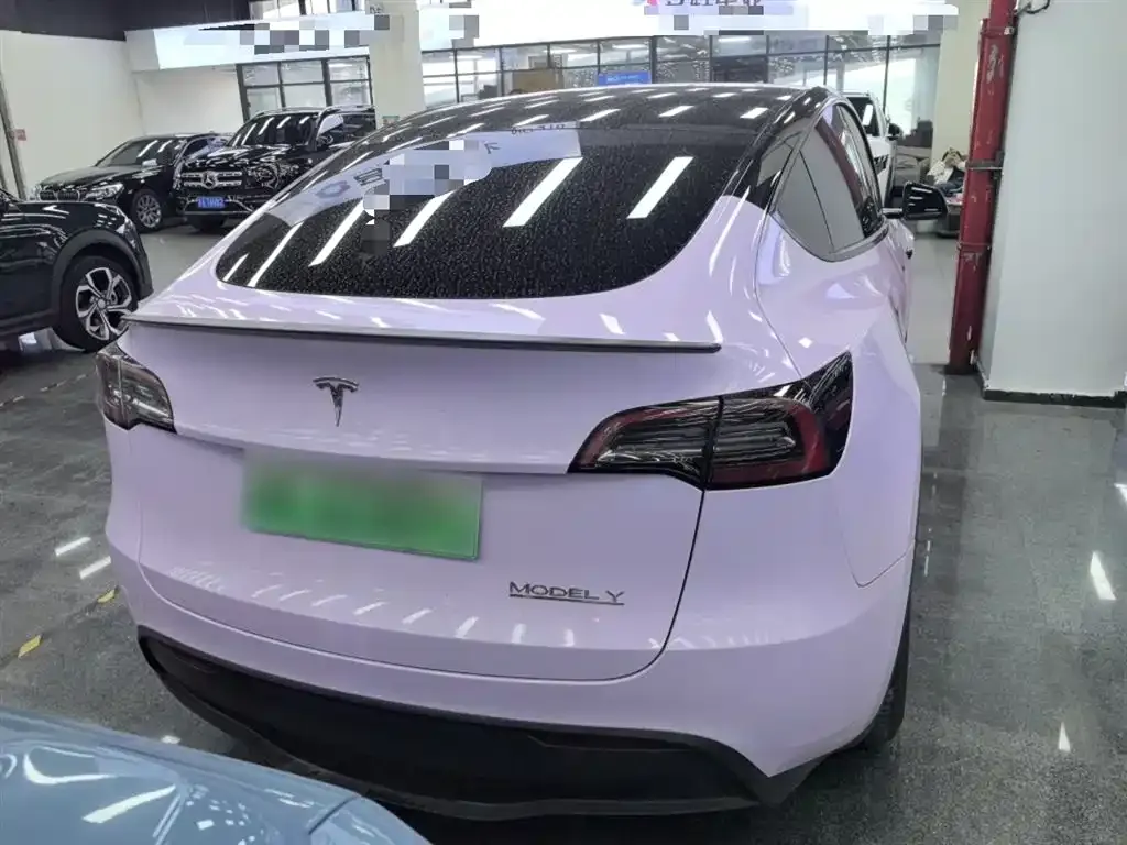 Tesla Model Y — фото 6