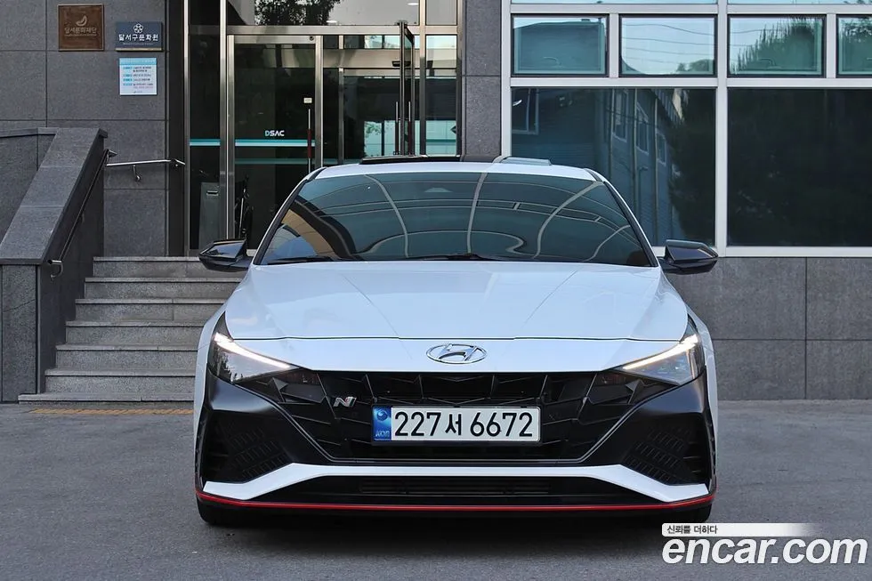 Hyundai AVANTE — фото 3