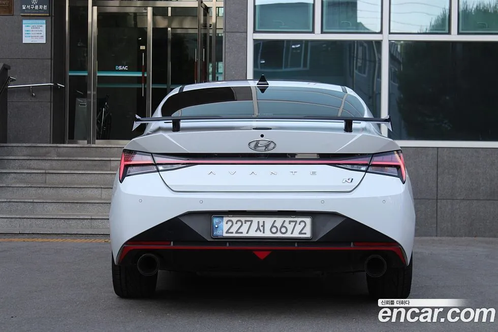 Hyundai AVANTE — фото 2