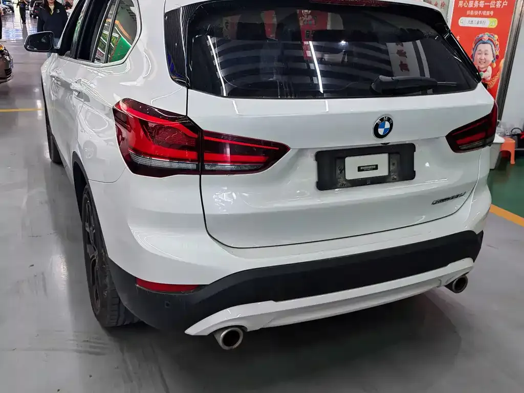 BMW X1 — фото 4
