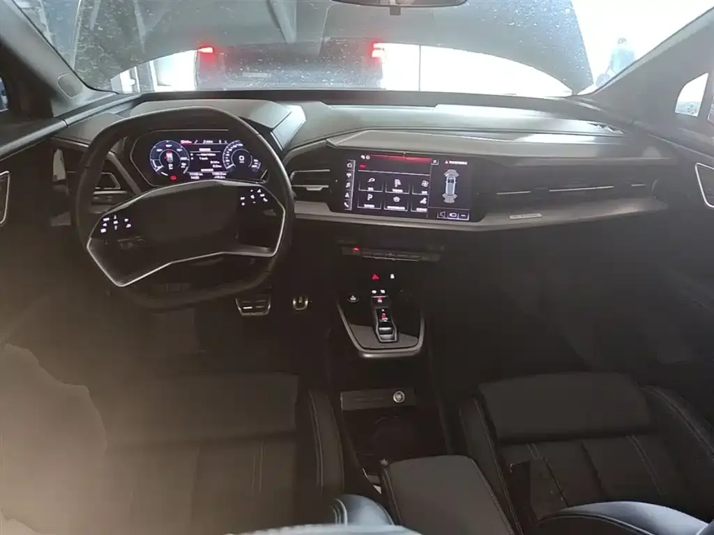 Audi Q4 e-tron 2025 из CN, фото 2