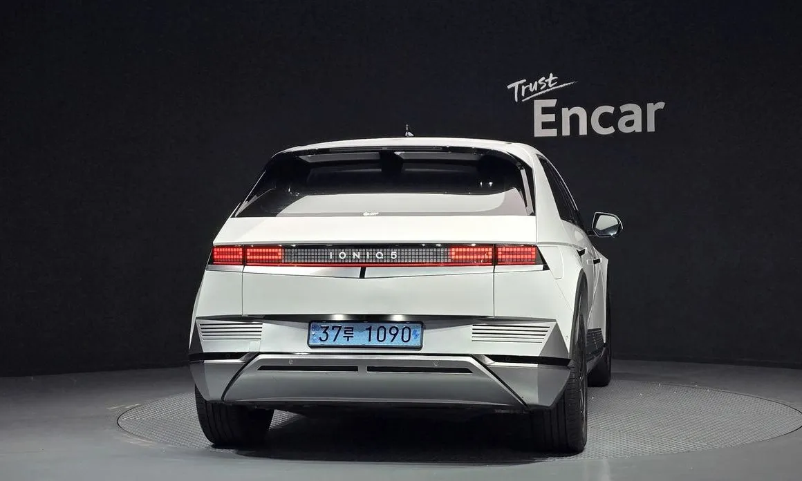 Hyundai Ioniq5 — фото 7
