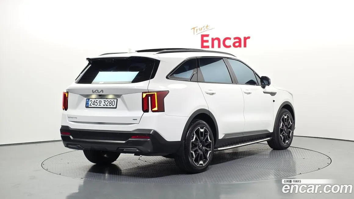 Kia Sorento — фото 6