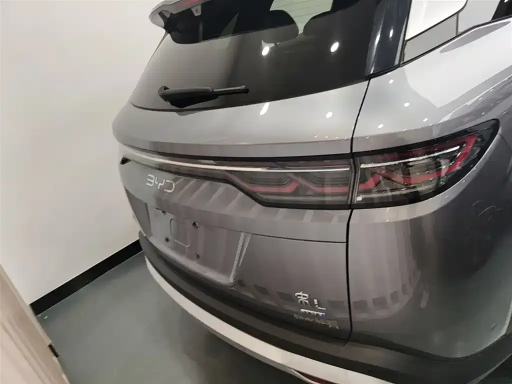 BYD L DM-i — фото 2