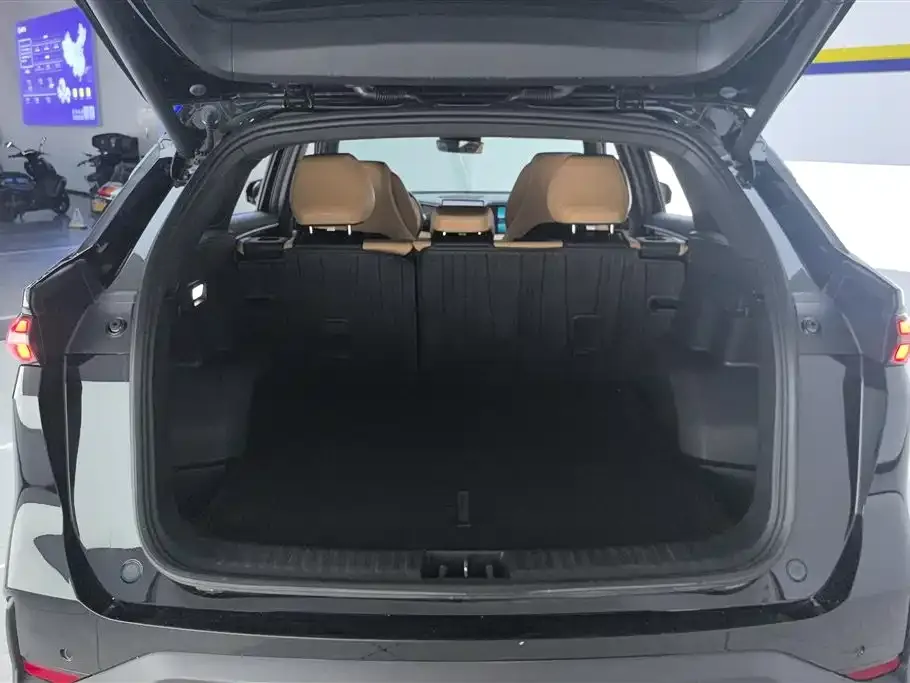 Geely Galaxy L7 — фото 10