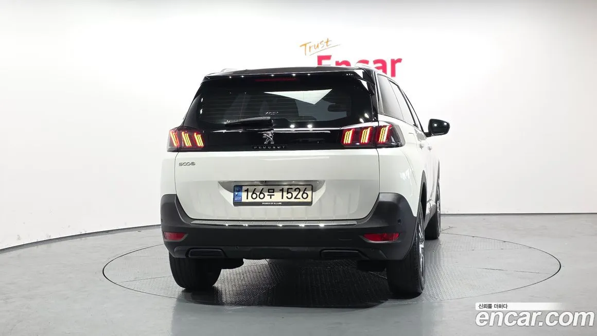 Peugeot 5008 2022 из KR, фото 10