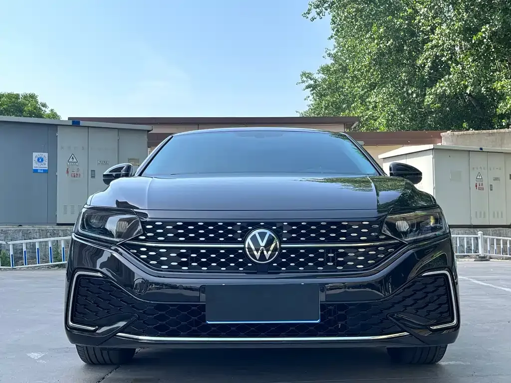 Volkswagen Passat — фото 3