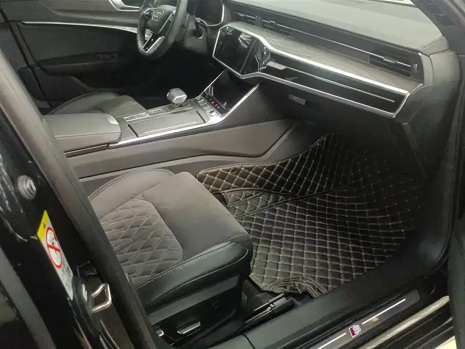 Audi A6L 2023 из CN, фото 5