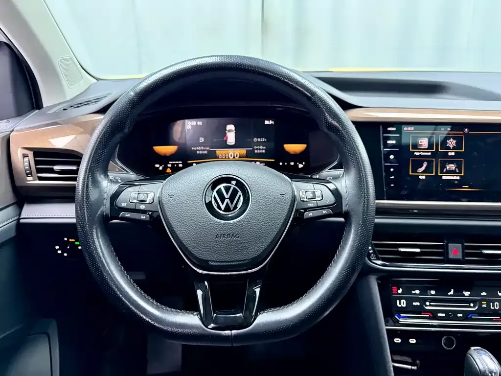 Volkswagen Tharu — фото 9