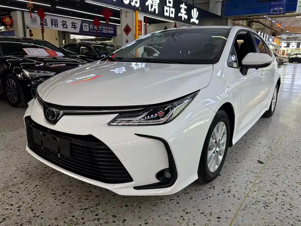 Toyota Corolla 2022 из CN, фото 1