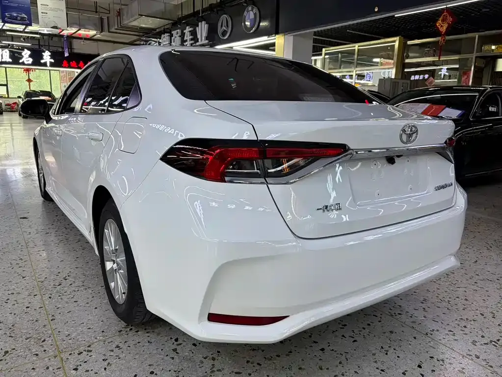 Toyota Corolla 2022 из CN, фото 10