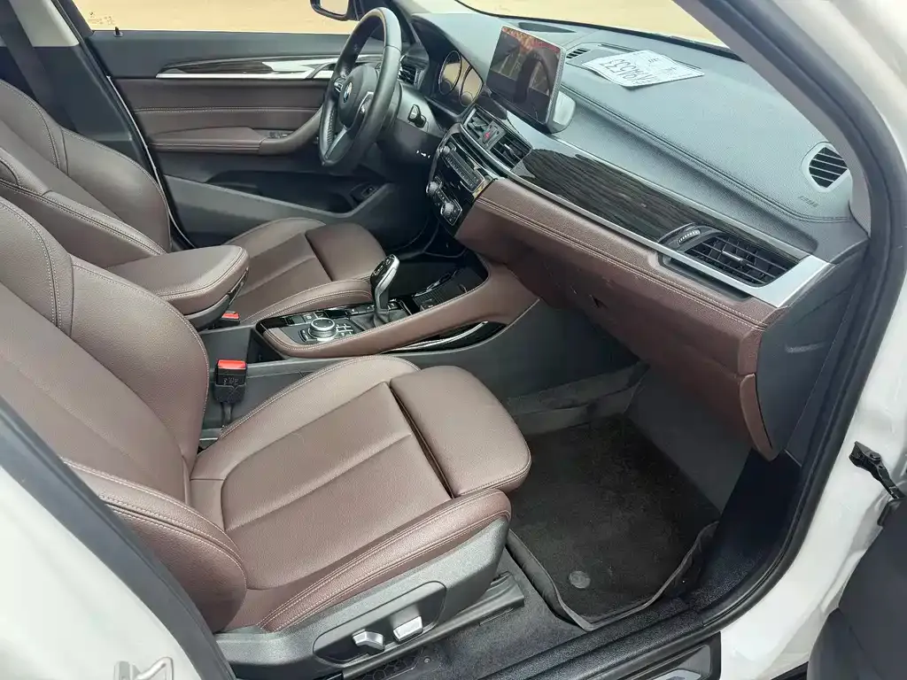 BMW X1 2021 из CN, фото 3