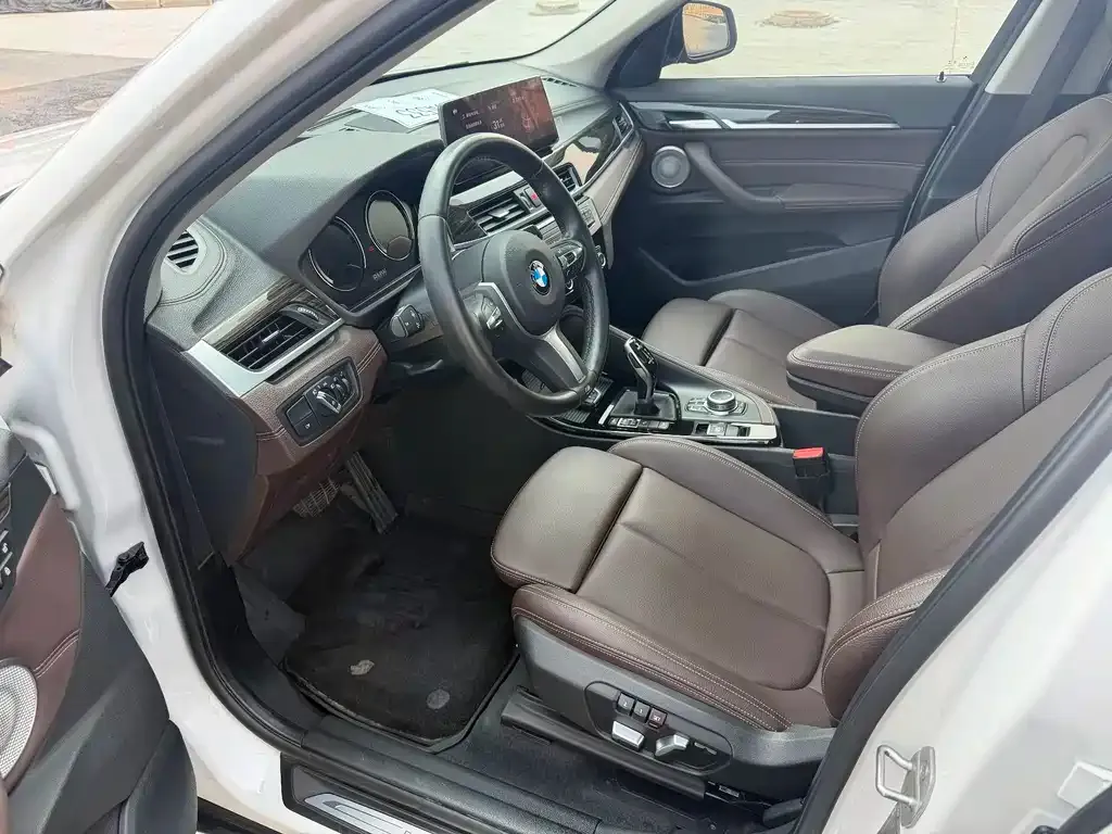 BMW X1 2021 из CN, фото 7