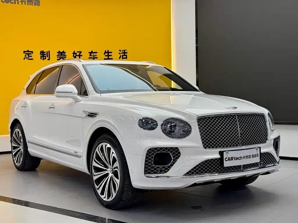 Bentley Bentayga PHEV 2023 из CN, фото 7