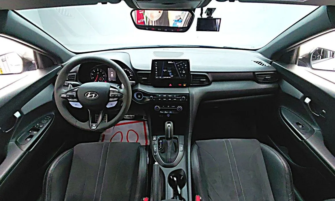 Hyundai Veloster 2021 из KR, фото 7