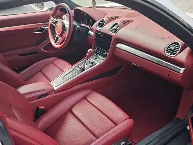 Porsche 718 2022 из CN, фото 2