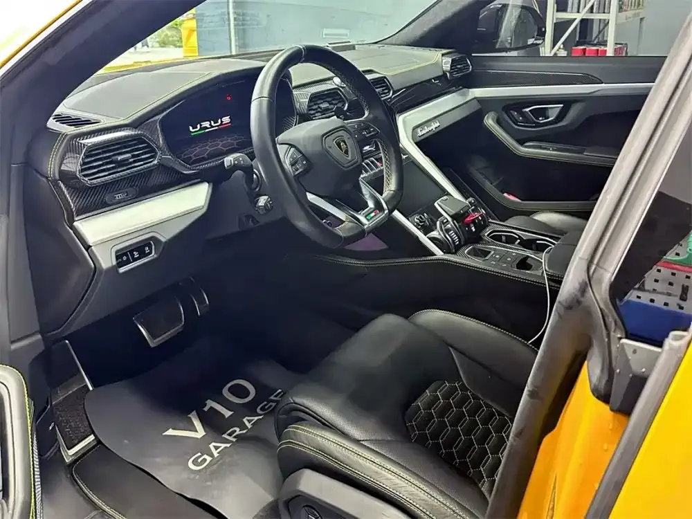 Lamborghini Urus 2022 из CN, фото 3
