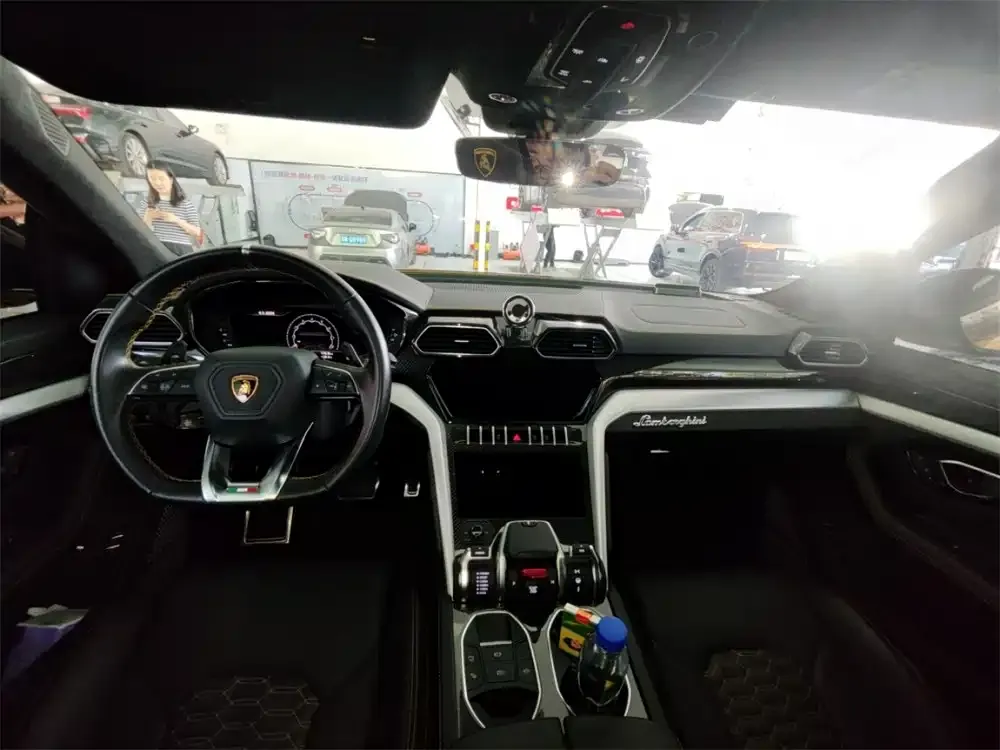 Lamborghini Urus 2022 из CN, фото 8