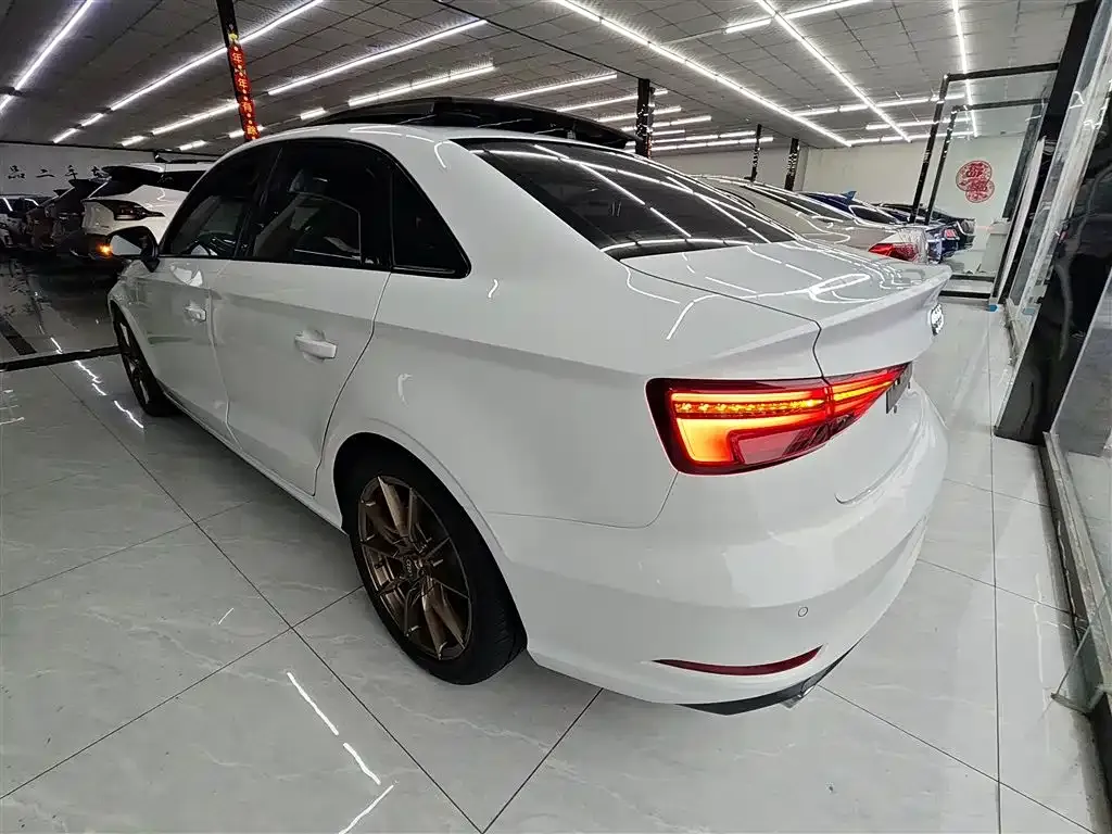 Audi A3 — фото 10