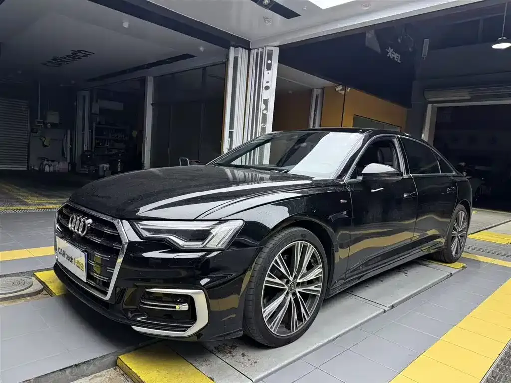 Audi A6L 2023 из CN, фото 1