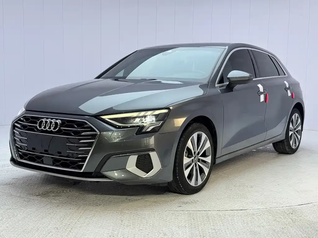 Audi A3 2022 из CN, фото 1