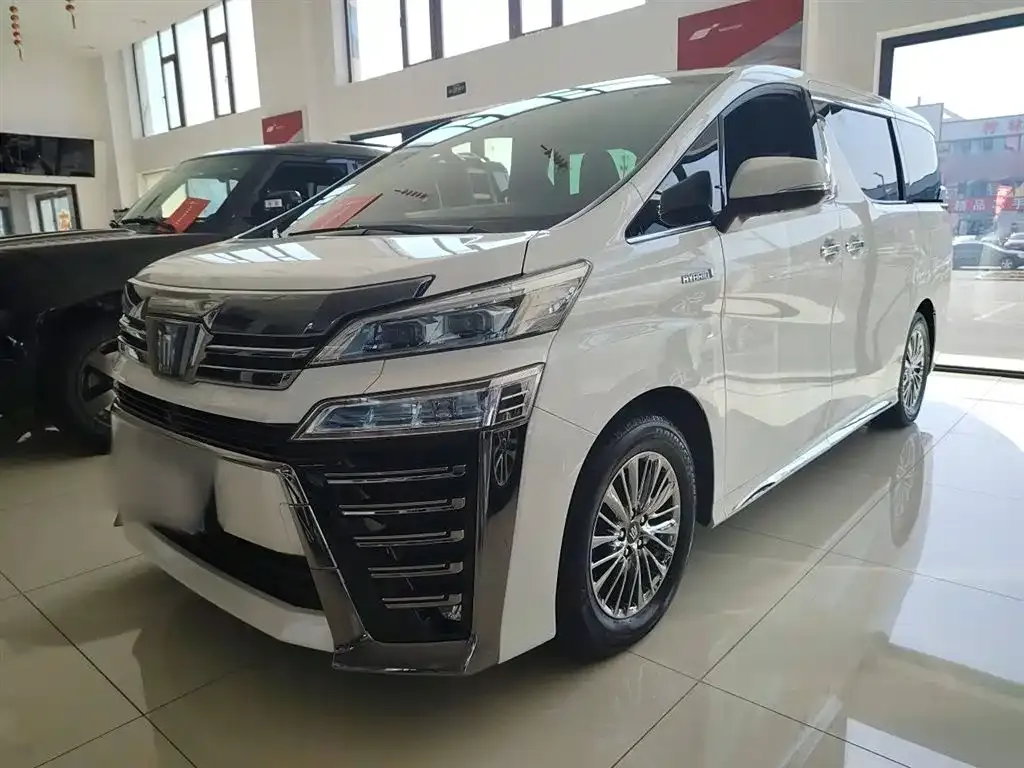 Toyota Vellfire — фото 7