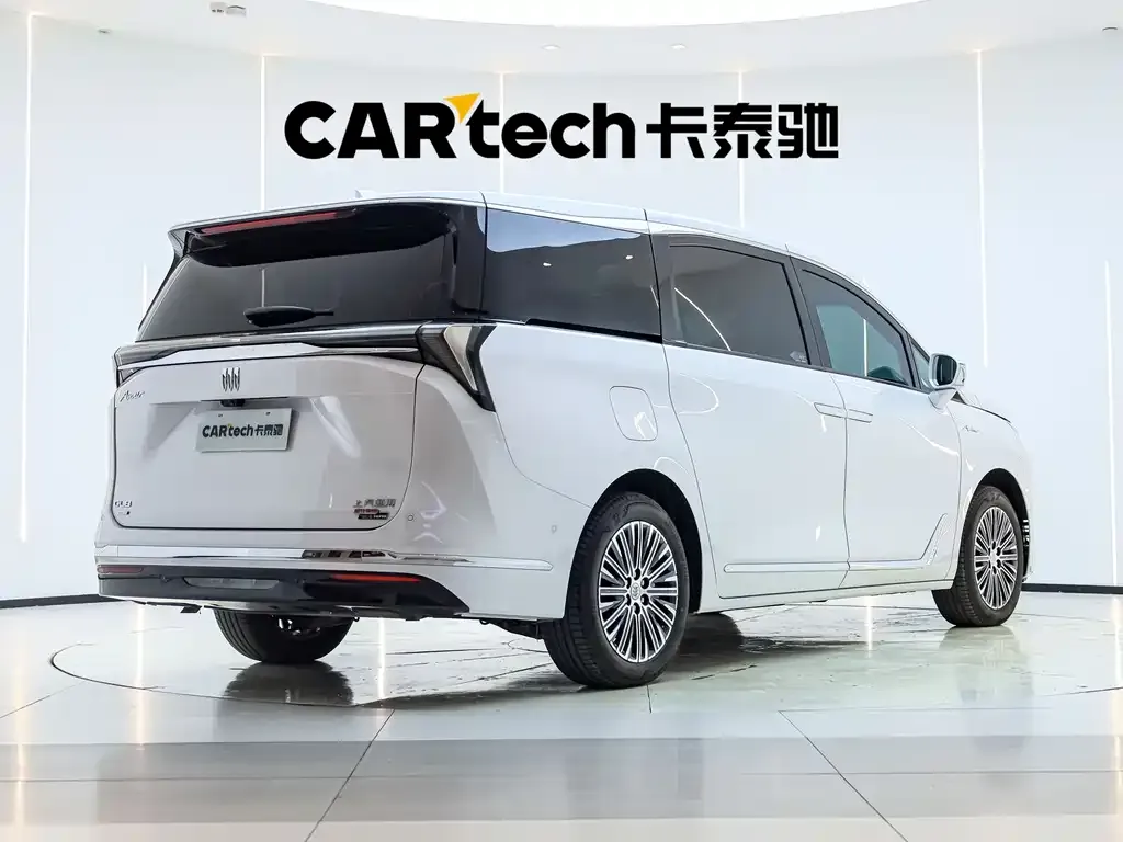 Buick GL8 Hybrid — фото 5